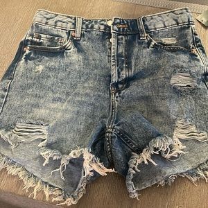 denim  distressed shorts